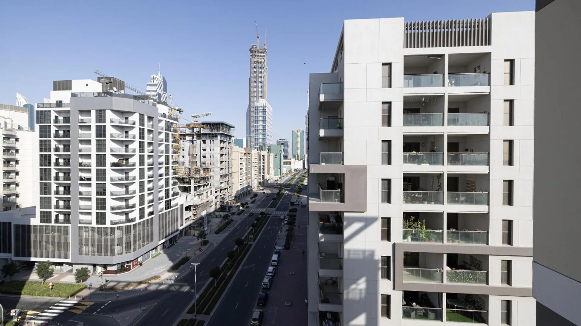 Daniels 2Br At Jumeirah Garden City ドバイ アパート